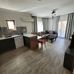 Kelebek * Kalkan